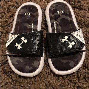 Under armor size 10